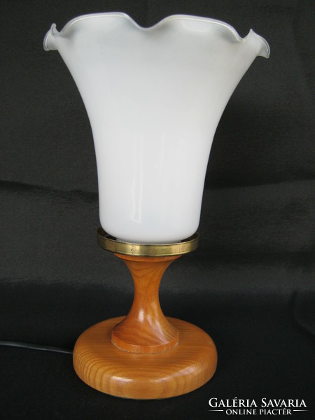 Virág alakú lámpa fa talprész üveg búrával