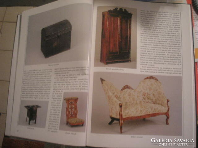 N41 picture book of antiques on furniture, clocks, porcelain, ceramics, glass