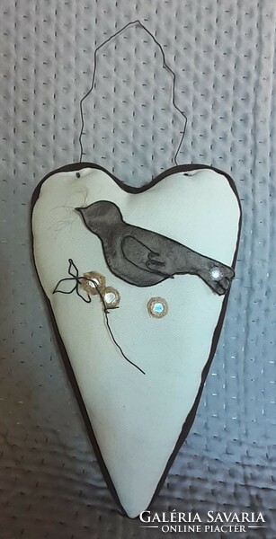 Bird heart decoration