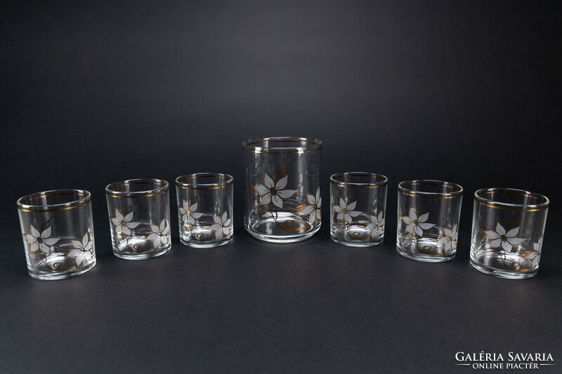 Italian whiskey set, glass, 6 glasses and ice cube holder, marked, 7 pieces, beautiful.