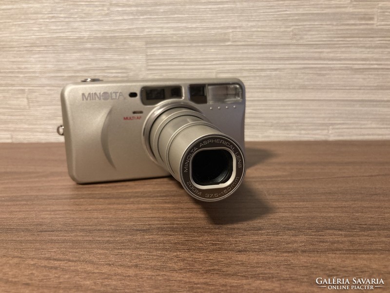 Minolta 150 Riva zoom fényképezőgép ( retro )