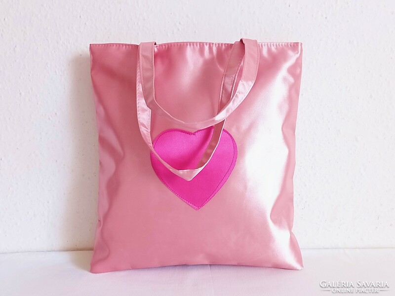 Új pink selyemfényű női táska, kézitáska, szív mintával
