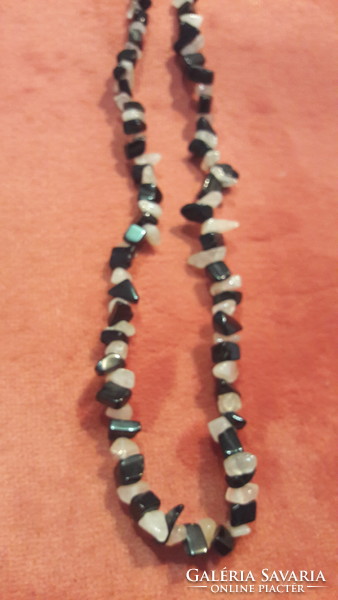 Quartz and onyx mineral necklace (l2791)