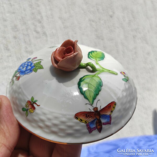 Herendi porcelán bonbonier virágos, doboz madaras minta pillangók bogarak