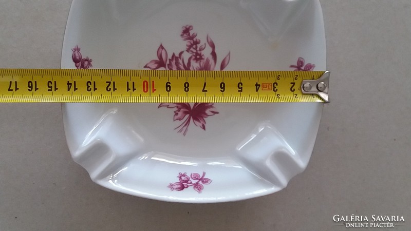 Régi Hollóházi porcelán lila virágos hamutartó hamutál hamuzó 14 cm