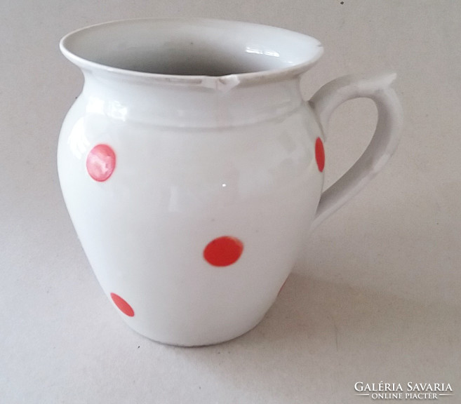 Régi piros pöttyös porcelán csupor vintage csésze