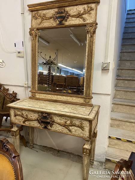 Venetian console with mirror