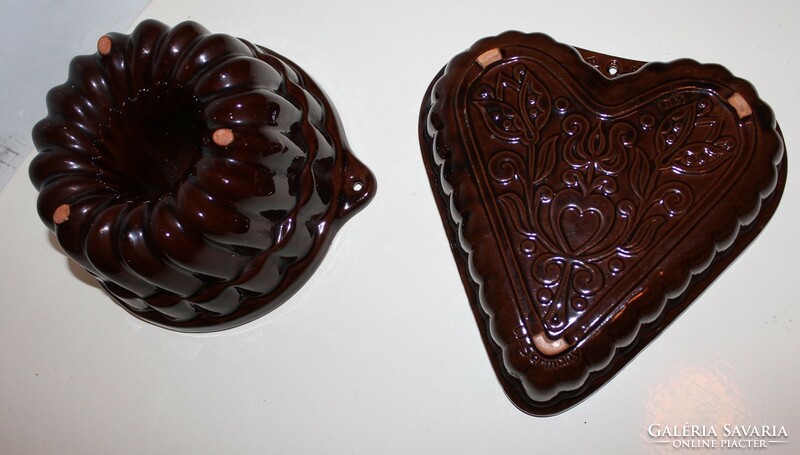 Old German ceramic kuglóf and cake pan