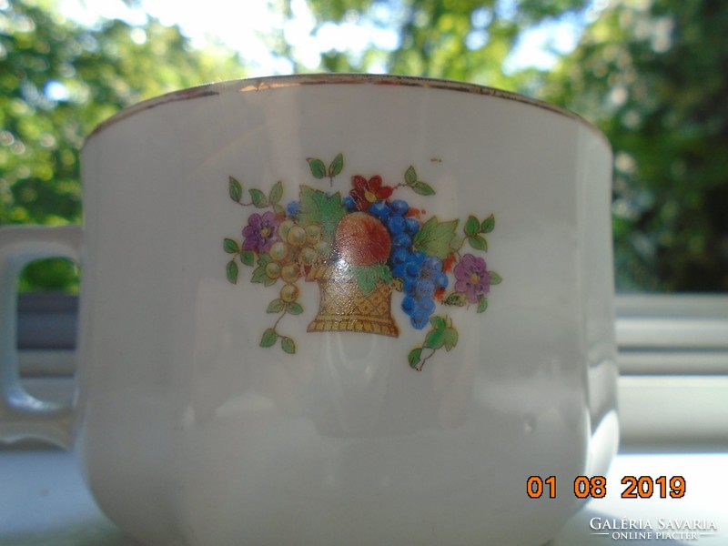 MCP Antik cseh kézzel számozott teás csésze virág és gyümölcs kosár mintával