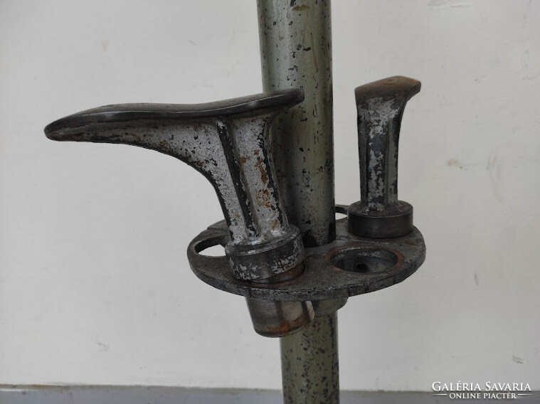 Antique shoemaker's tool iron shoe making stand cobbler 939 5727