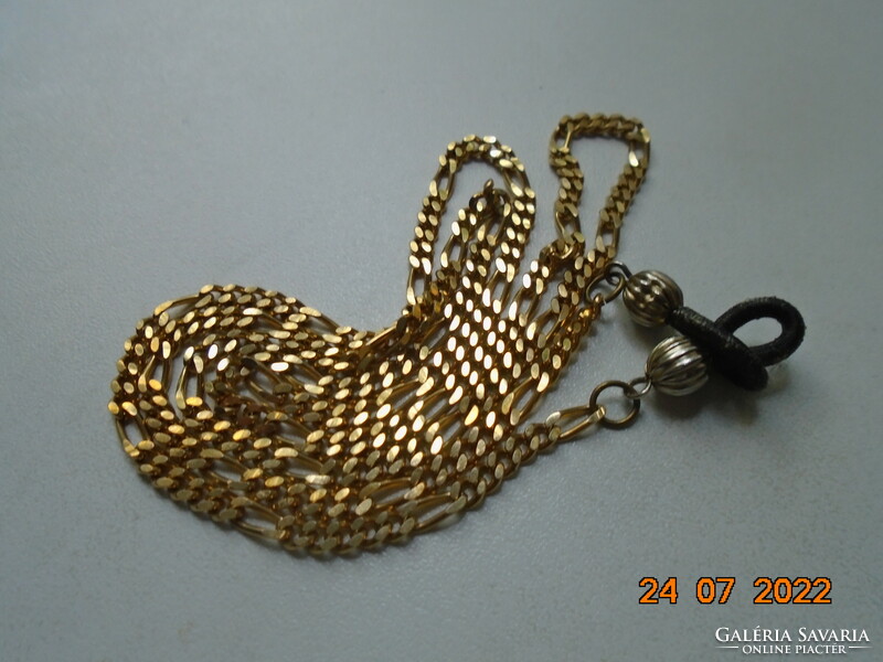 Gold-plated long necklace in figaro style