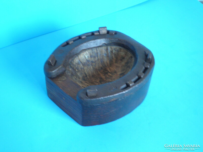 Original horseshoe cigar ashtray