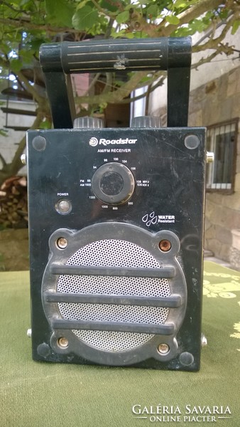 Retro roadstar portable bag radio