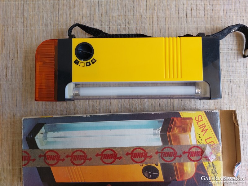 Retro flashlight, also works with an adapter. HUF 2,900