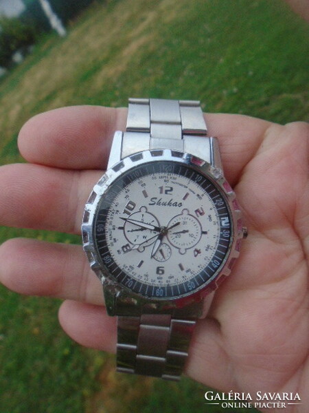 Large ffi wristwatch, very attractive piece, 44 x 54 mm without crown, good for 19 cm wrist, excellent operation