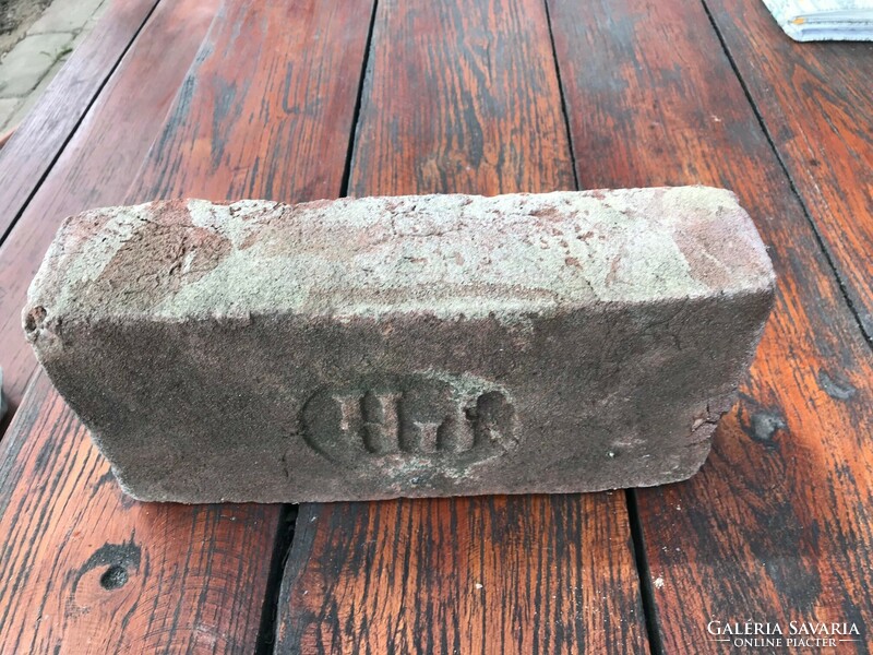 Antique written, broken brick. For decoration, possibly to be installed somewhere. Seller.