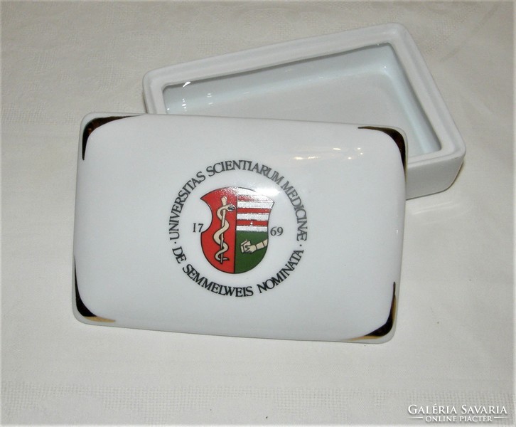 Coat-of-arms bonbonnier, box of Hóllóháza porcelain