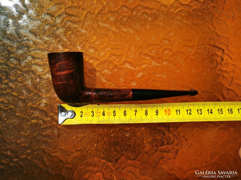 Old bruyere pipe