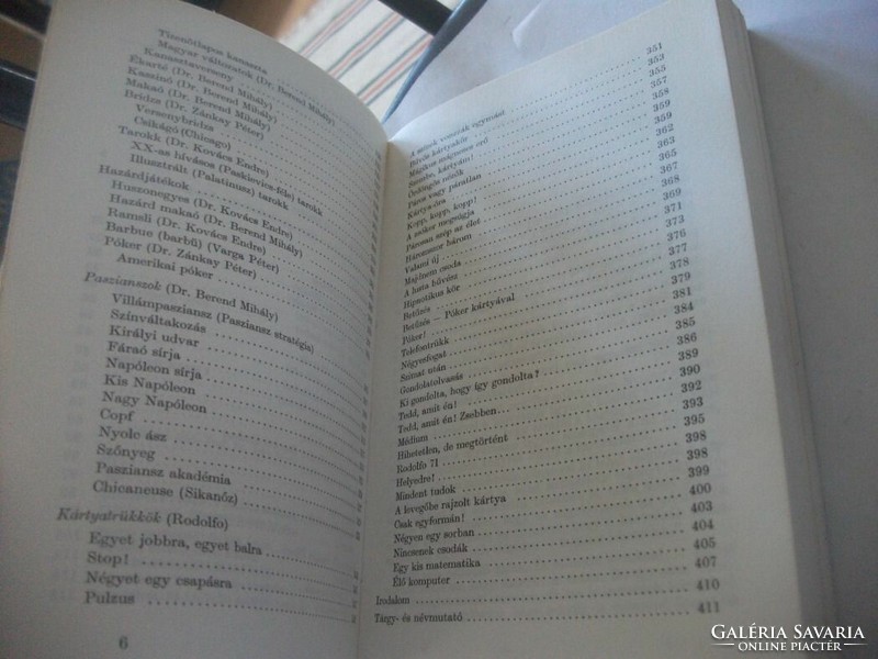 Kártyások könyve ritkaság  22 híres téma kőrről szól tételes felsorolás és a szabályai 416 oldalon