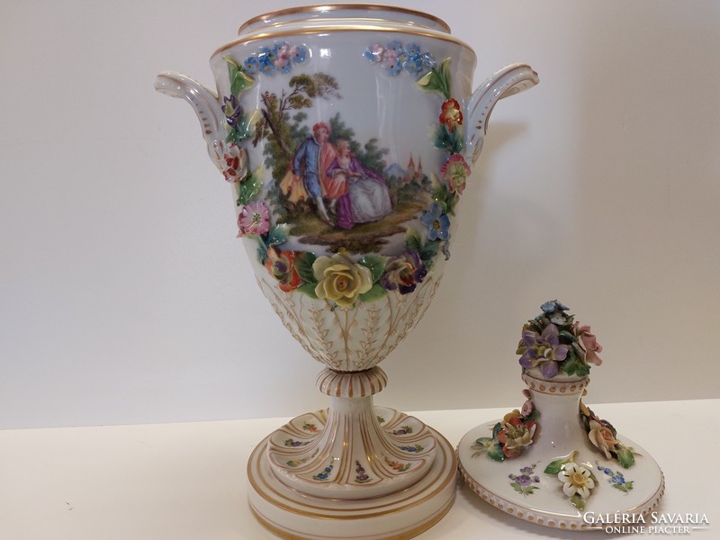 Antique lid vase