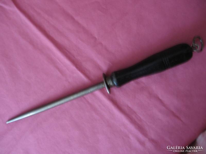 Stubai old knife sharpener, pine