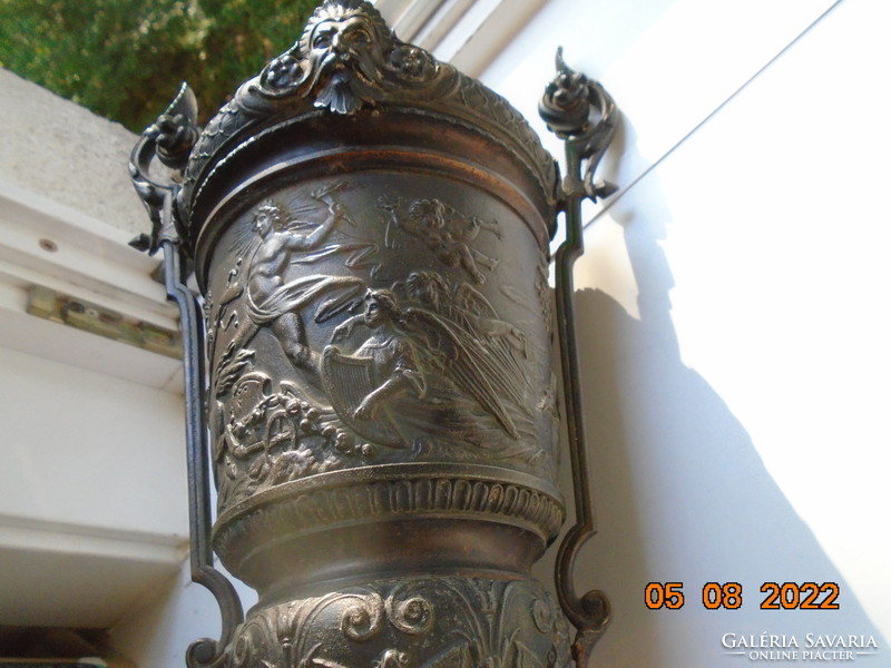 19.sz WILD&WESSEL grandiózus Renesszánsz lámpatest allegorikus Nap-Éj frízzel,figurális Párduc,Faun