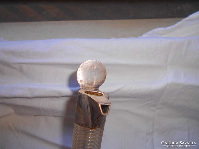 Antik jugendstíl  külső felületén bordás  szecessziós üveg karaffa, jelzett alpakka tetővel