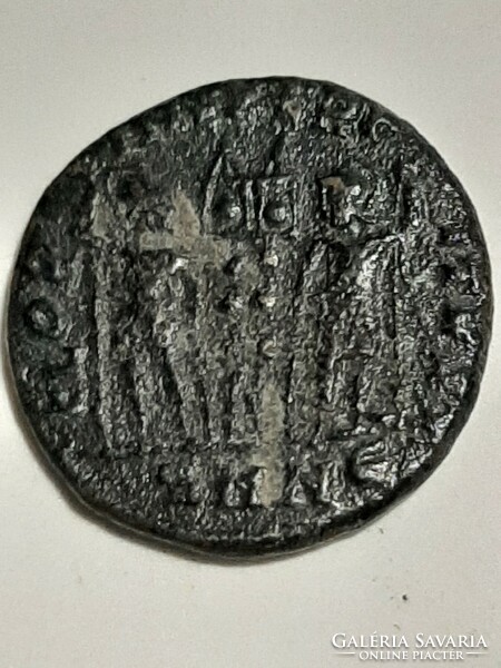 II. Constantinus (i.sz.330-335) RIC VII Siscia Római bronz   11.