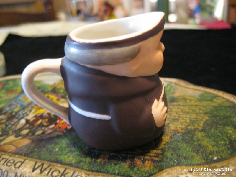 Hummel-goebel cup, flawless 5 cm