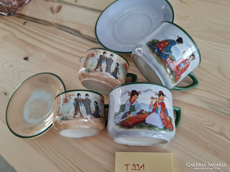 Japanese scene zsolnay (?) Tea cups, coffee cups together t991