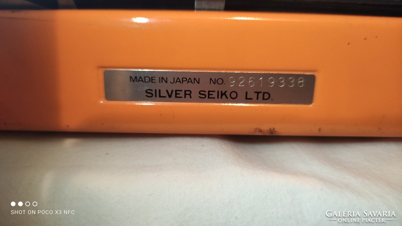 Seiko silver reed sr200 Japanese bag typewriter from the 80s