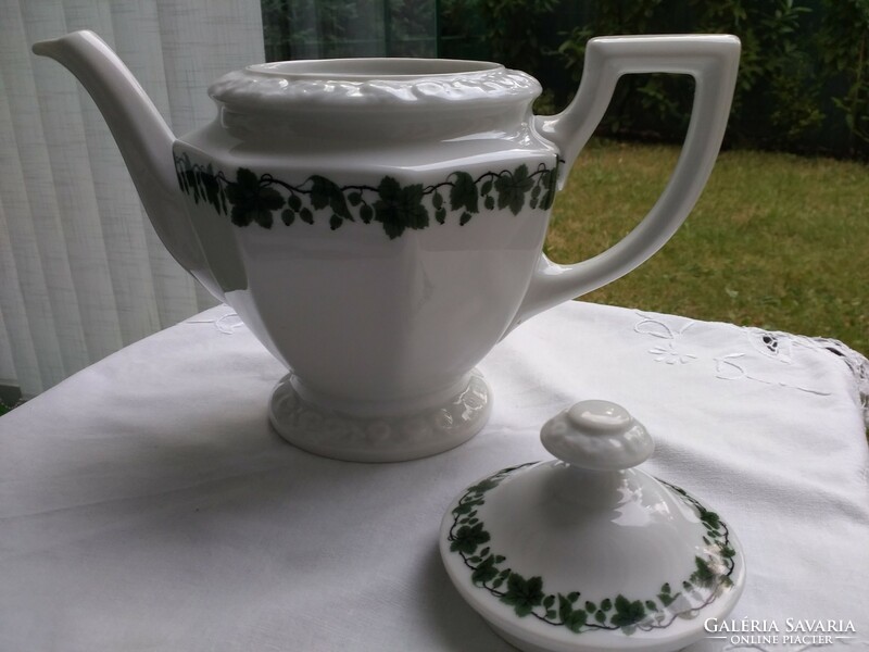 Rosenthal maria grape leaf pattern tea pourer