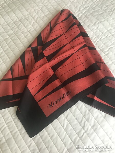 Silk scarf in red and black, 66 x 66 cm
