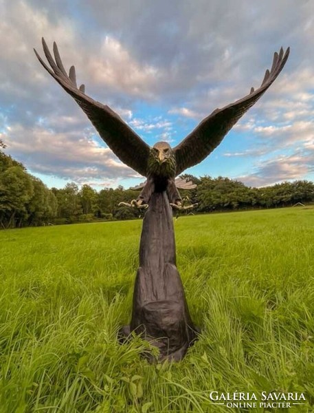 Attacking eagle - huge bronze sculpture artwork