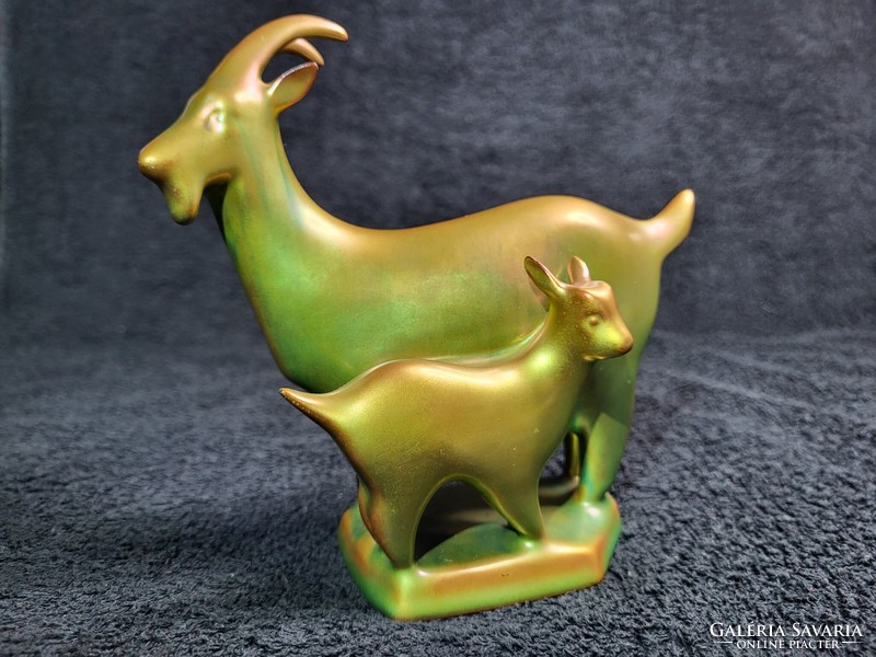 András Sinkó: mother goat with her kid - zsolnay, eosin glaze, figural sculpture