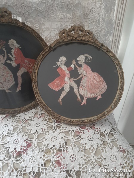 Wonderful antique silk picture sewn with silk thread, in round frames with bows