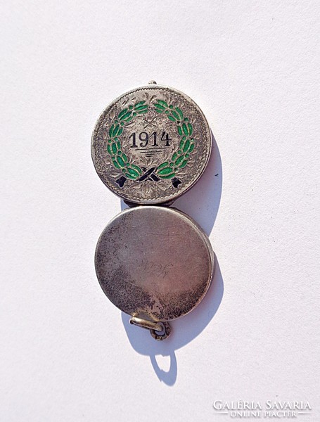 1914 fire enamel silver photo pendant