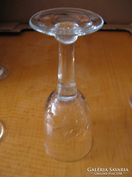 Repesztett üveg művészi talpas pohár, mécses tartó