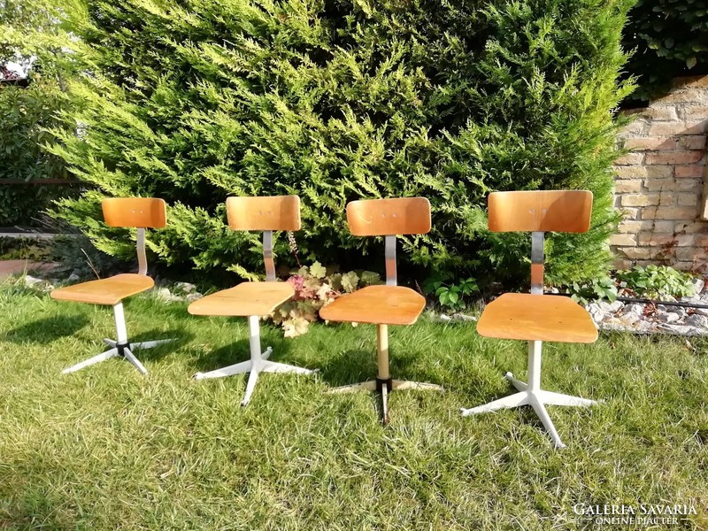 Medical, hospital chairs, examination chairs, with adjustable height, 4 pieces from the 1960s, 70s, iron