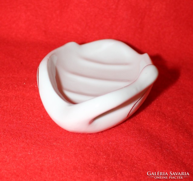 Porcelain swan soap dish