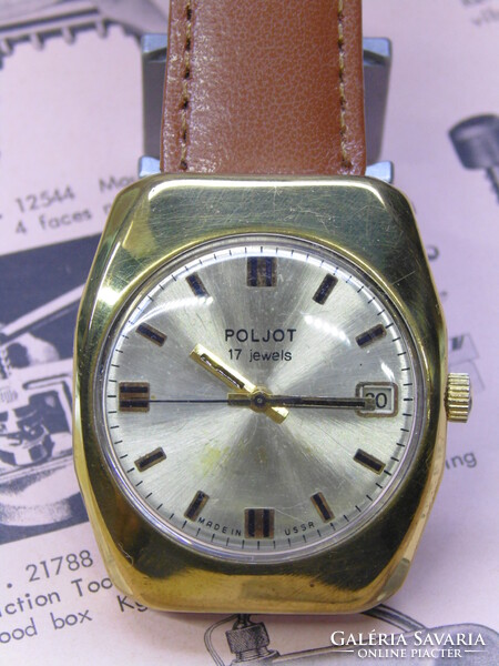 Poljot calendar, center seconds display, gold-plated case, serviced mechanism