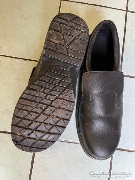 Men's work shoes!