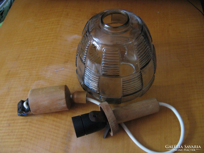 Retro füst színű lámpa búra fa kellékekkel