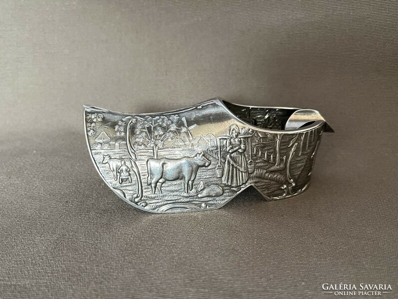 Dutch, silver-plated decorative ashtray