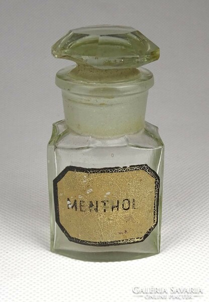 1I703 old small pharmacy apothecary bottle of menthol