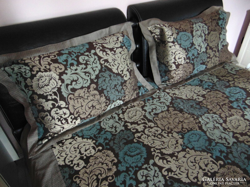 Csodaszép ágynemű / ágytakaró garnitúra szövött mintával