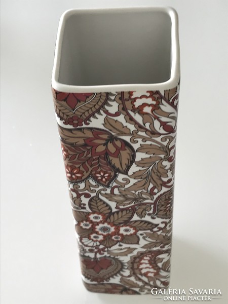 Porcelain vase, kpm royal porcelain, 19 cm high, 6 x 6 cm