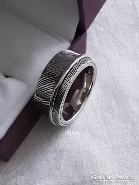 'Cai' massive, modern silver ring!