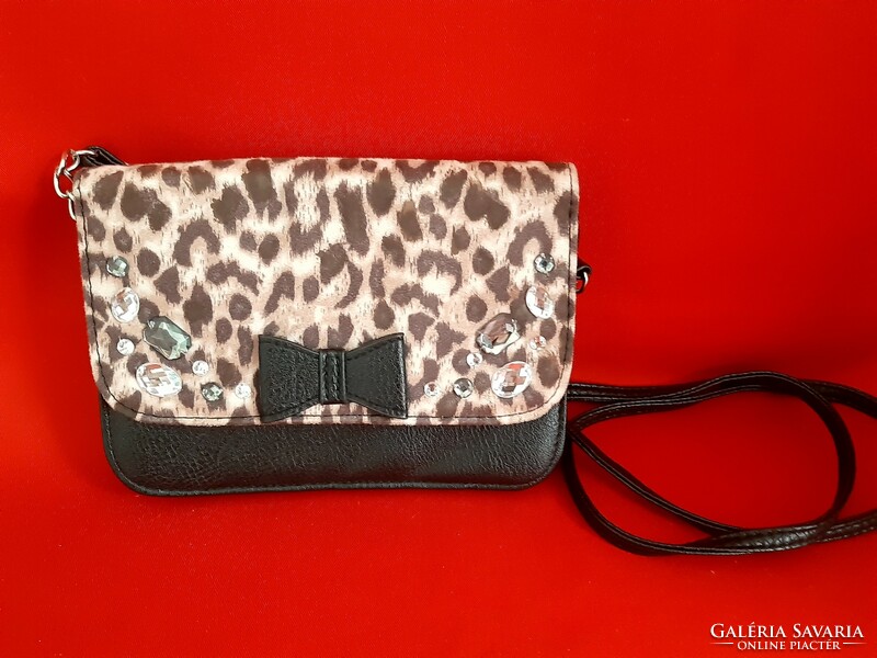 Black bag with panther pattern