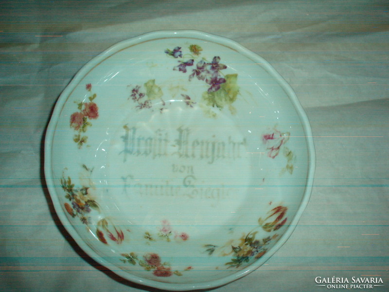 Vintage porcelán tál